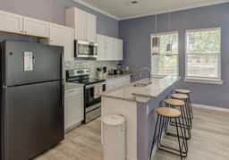 3 mins from Magnolia, Baylor, and Downtown Waco