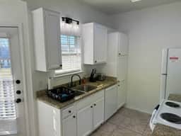 Cozy Condo in Baylor Bubble