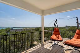 Serene Comfort in Canyon Lake