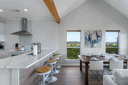 Serene Comfort in Canyon Lake