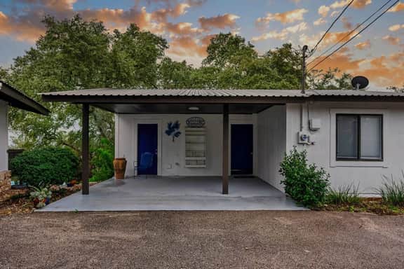 Blue Puerta 296 in Wimberley