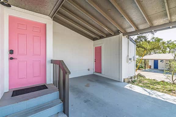Light Pink View 300 in Wimberley