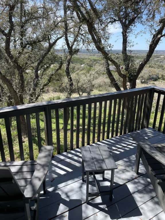 The Yellow Puerta 294 in Wimberley